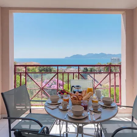 Stunning Sea View - Pool, & Ac *