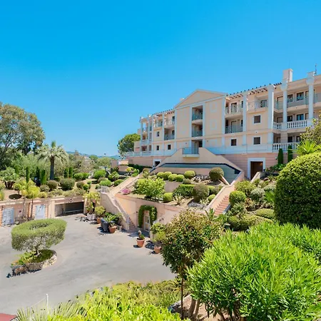شقة Stunning Sea View - Pool, & Ac كان